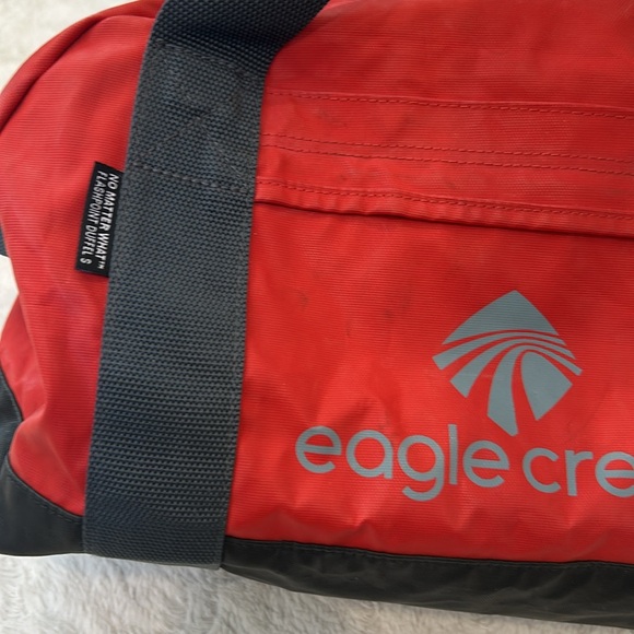 Eagle Creek Red Duffel - Picture 5 of 16